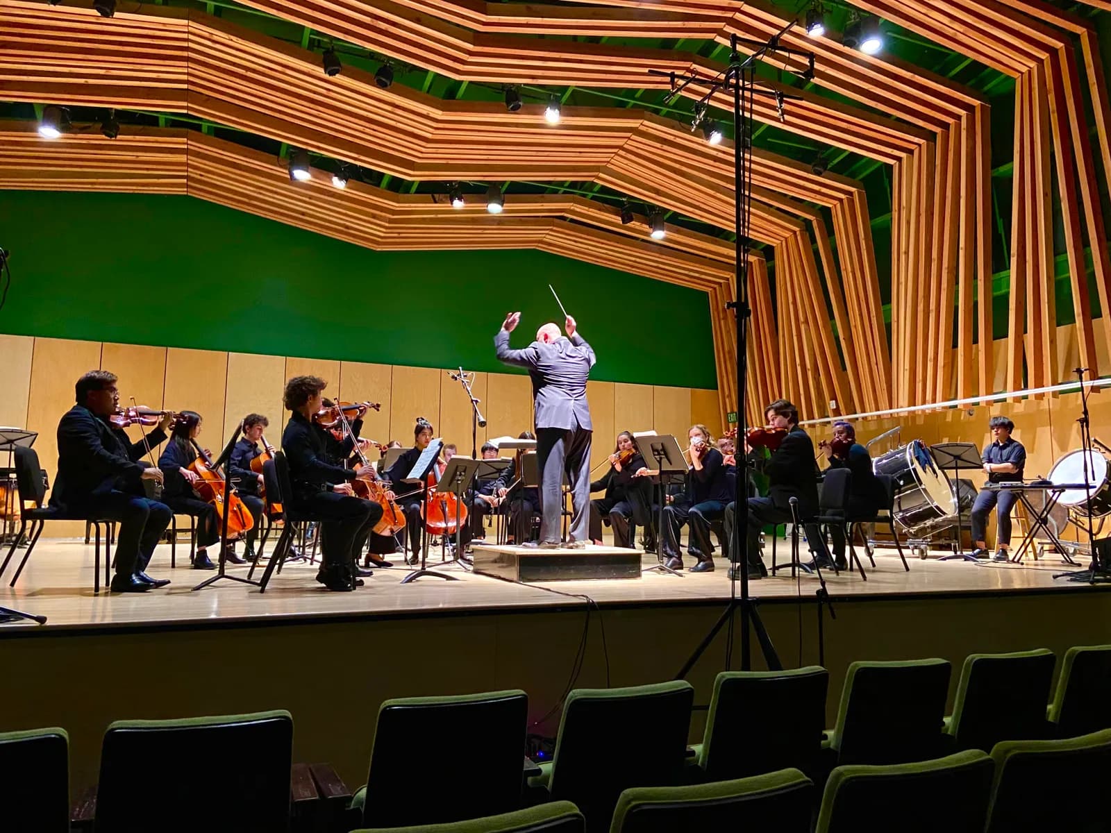COMPETITION FINALS & ORCHESTRA PERFORMANCE (WITH SPECIAL GUEST ASTRAL MIXTAPE)@Idyllwild Arts/Lowman Concert Hall