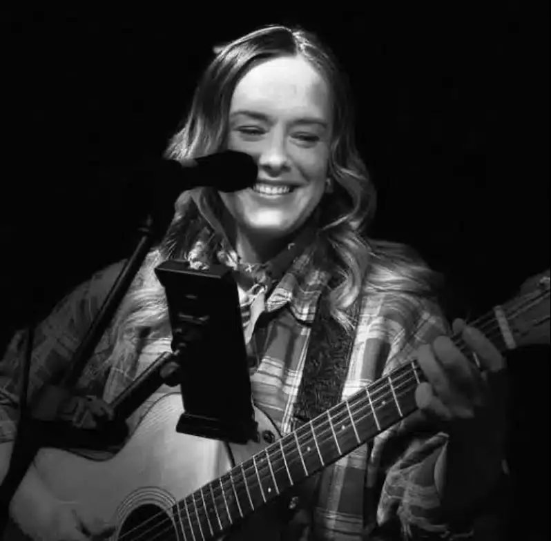Hallie Jade@ Brewpub/beer garden