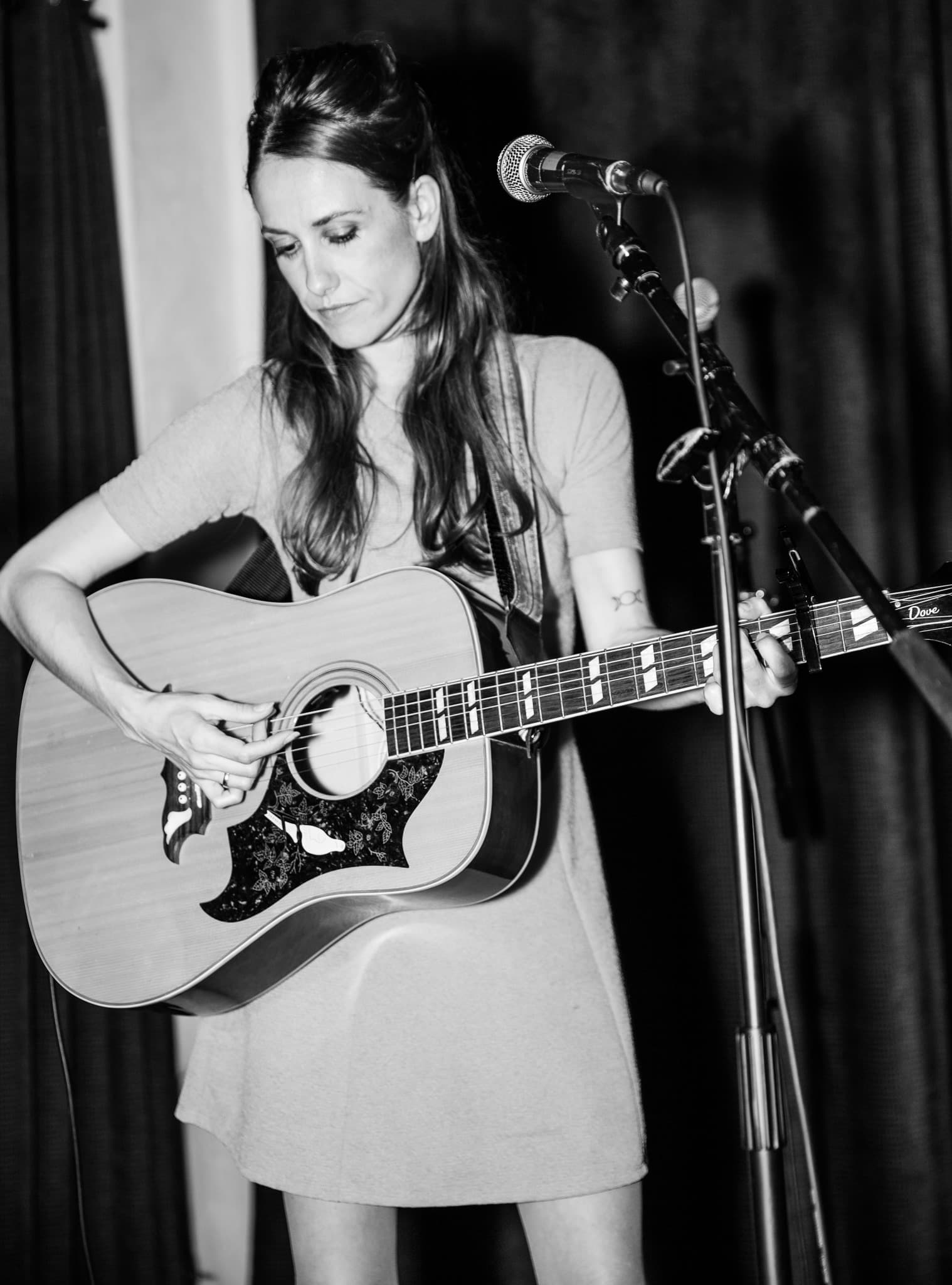 Francesca Brown@Cafe Aroma