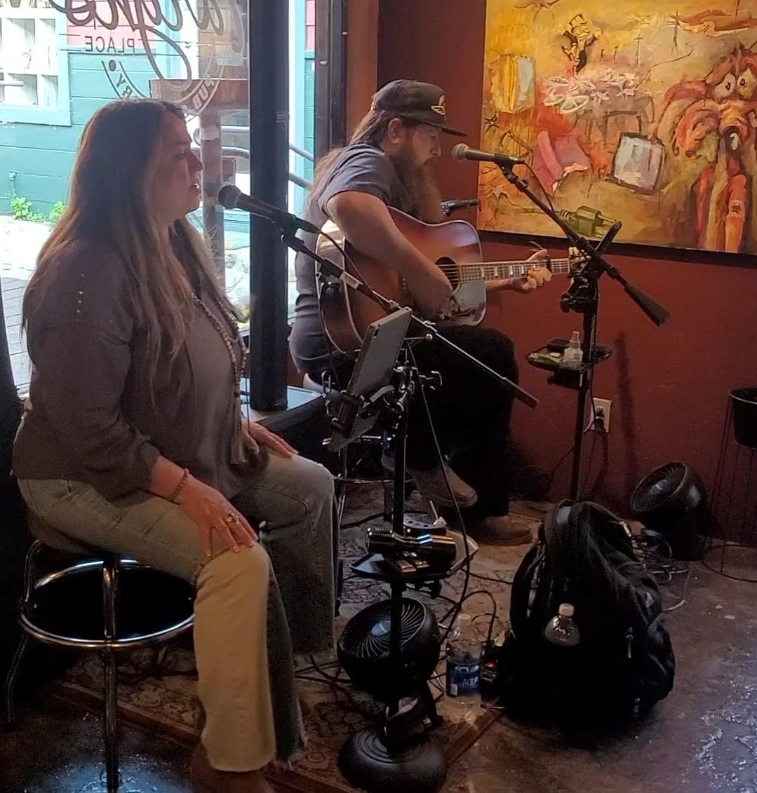 wayward hope@ cafe aroma